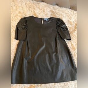 CeCe ladies pho leather baby-doll style top